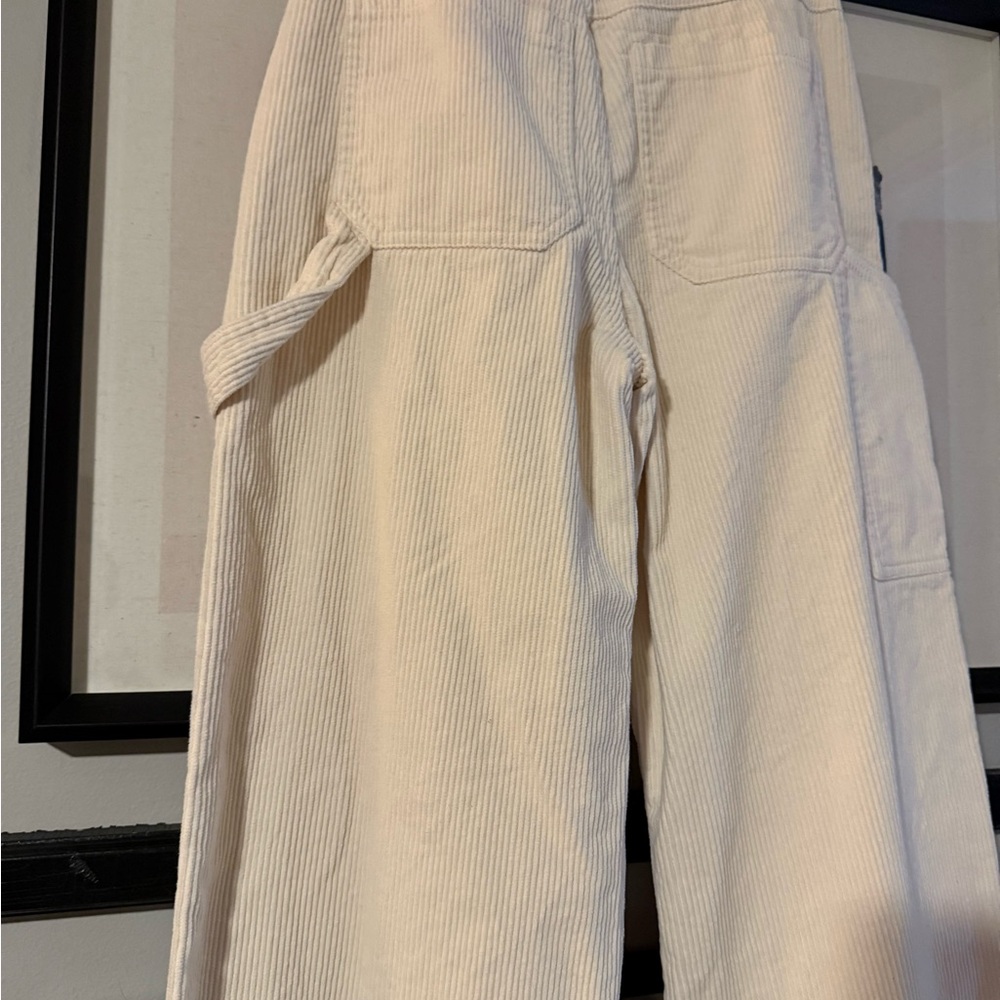 Women's Cream Wide-Leg Cropped Corduroy Pants - Picture 8 of 12